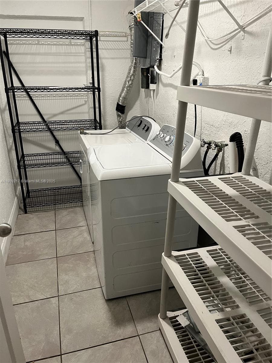 1625 NW 9th Ave #1625 photo 31