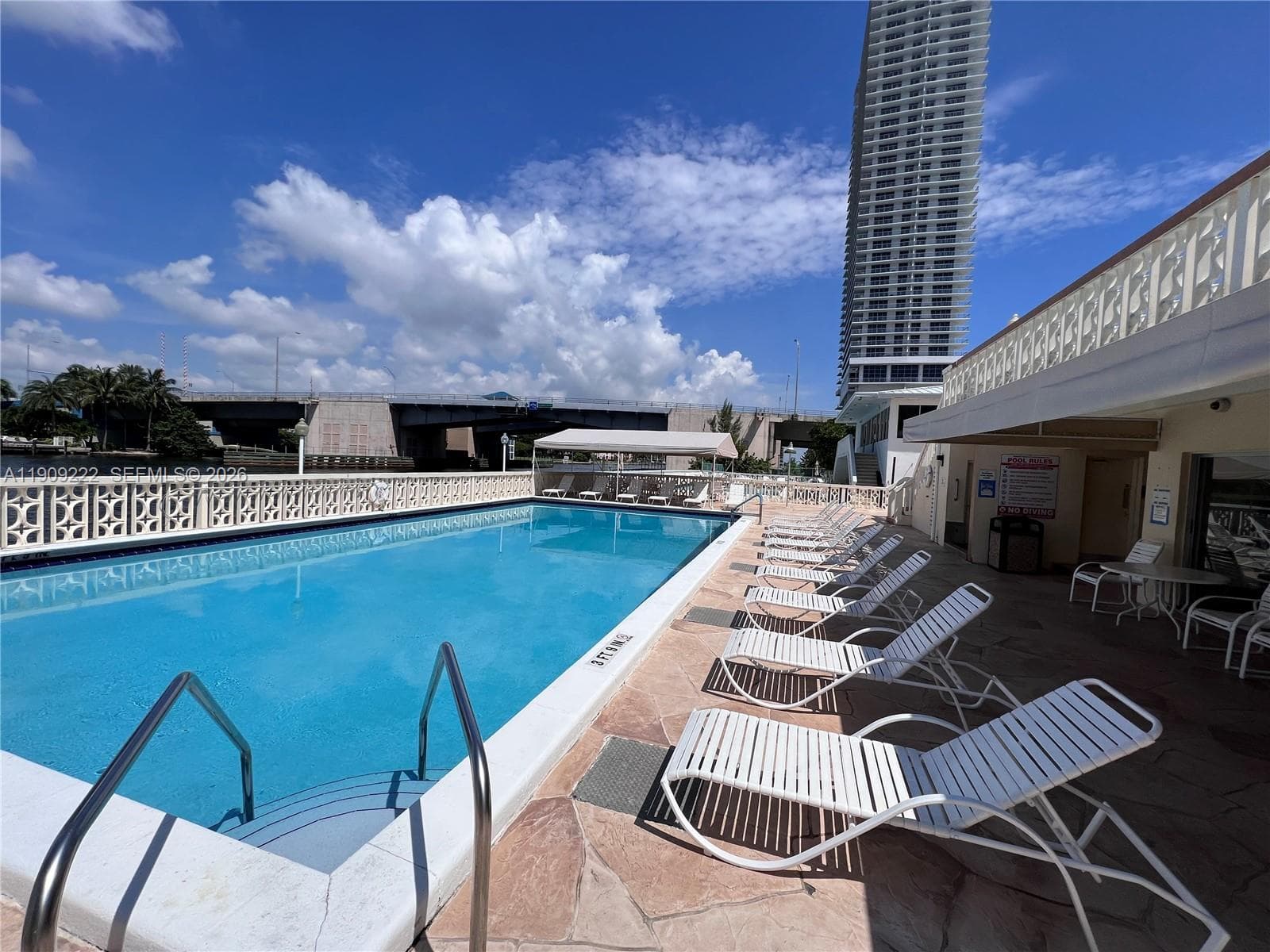 Imperial Towers · #622 in Hallandale Beach - Photo 2