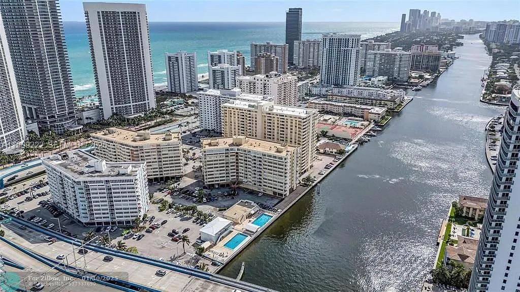 Imperial Towers · #622 in Hallandale Beach - Photo 3