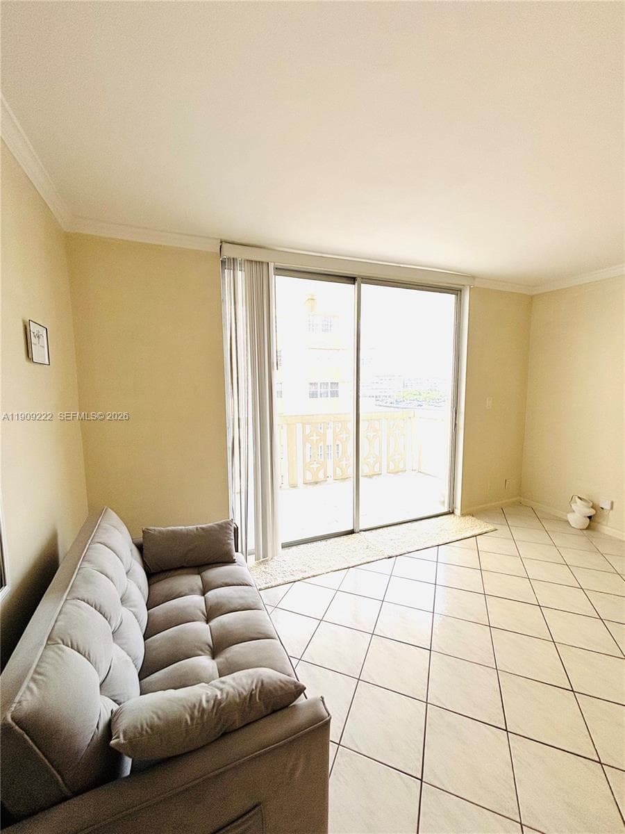 Imperial Towers · #622 in Hallandale Beach - Photo 10
