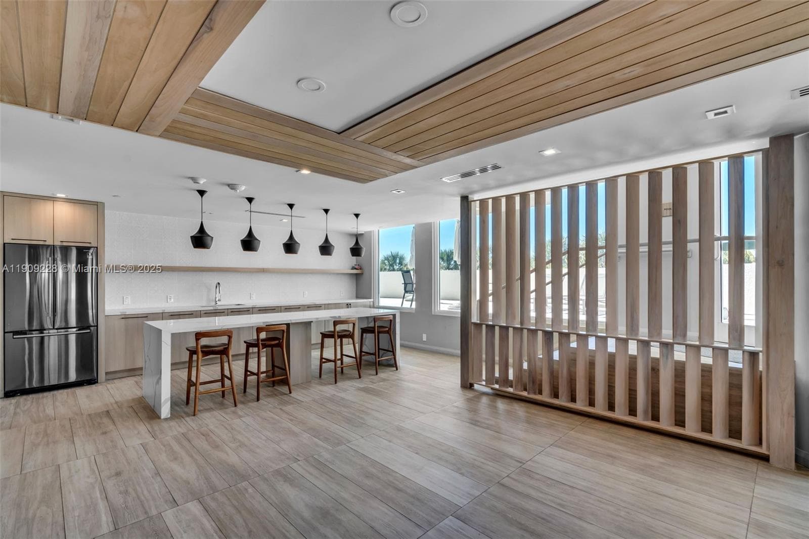 KING DAVID TOWERS CONDO · #1201 in Miami Beach - Photo 49