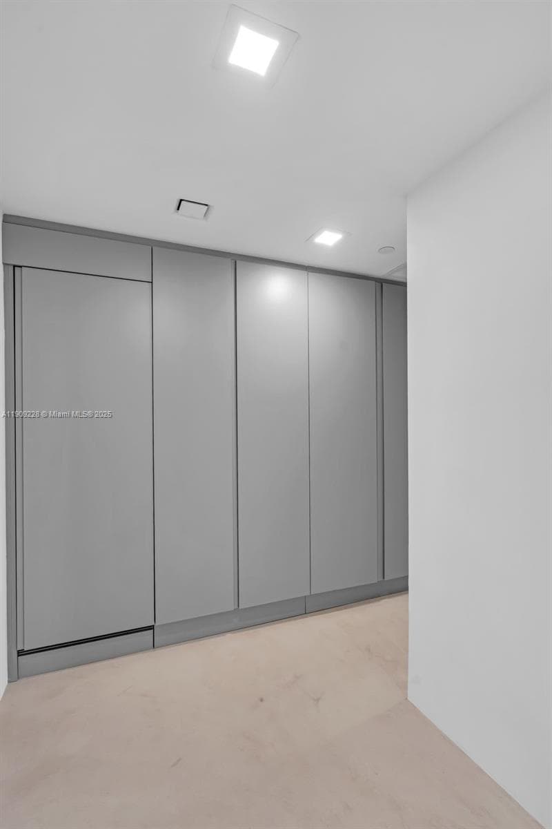 KING DAVID TOWERS CONDO · #1201 in Miami Beach - Photo 41