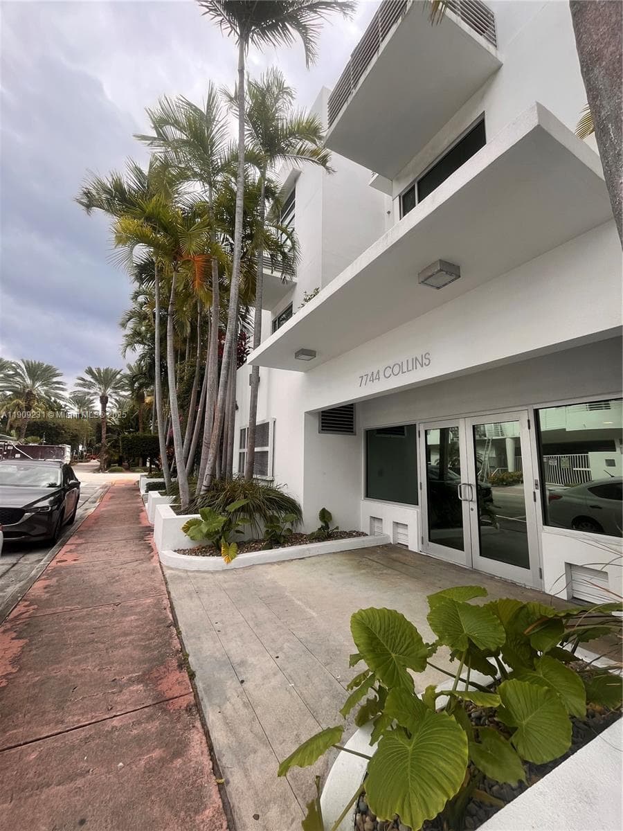 Vilasol Condominium · #17 in Miami Beach - Photo 23