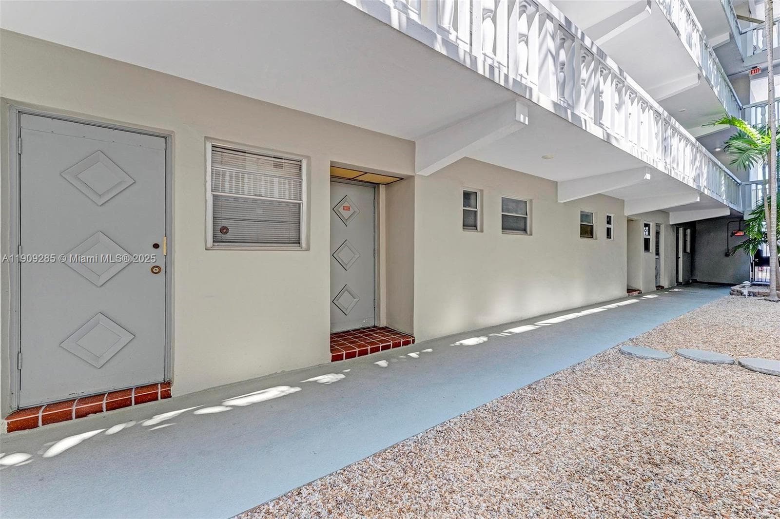 Third Gulfstream · #103G in Hallandale Beach - Photo 2