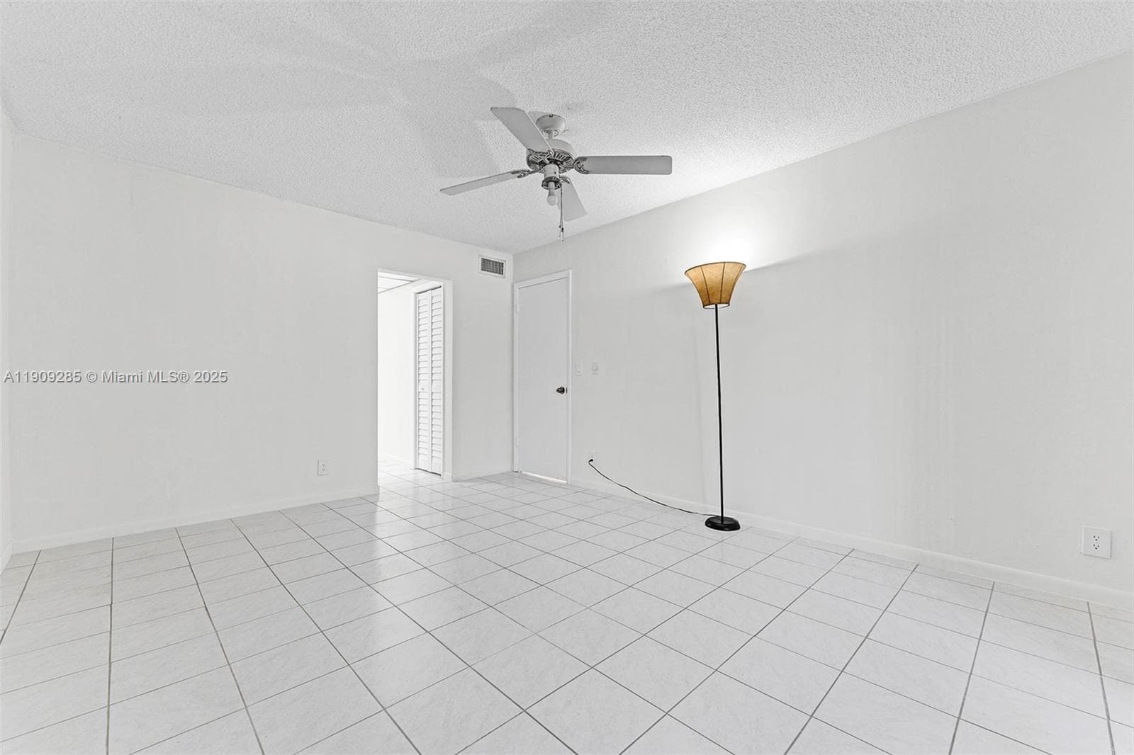 Third Gulfstream · #103G in Hallandale Beach - Photo 11