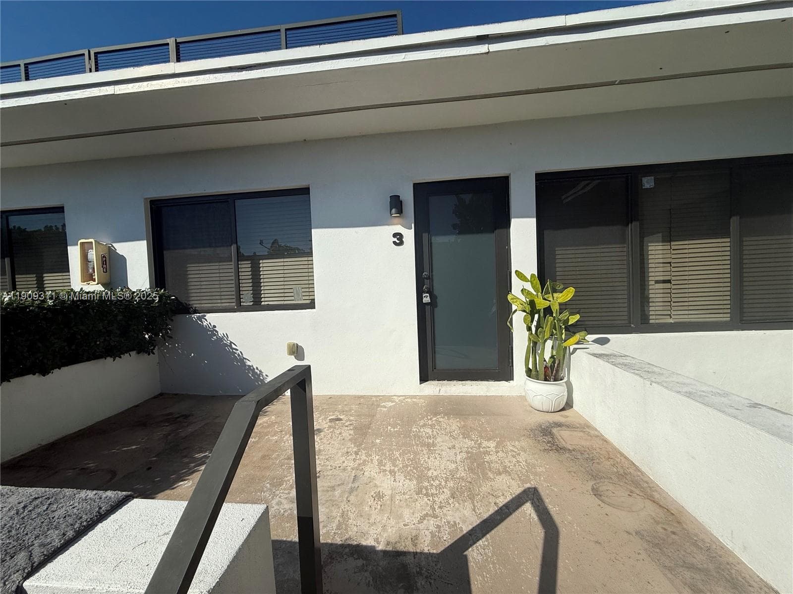 ISLE OF NORMANDY MIAMI VI · #3 in Miami Beach - Photo 2
