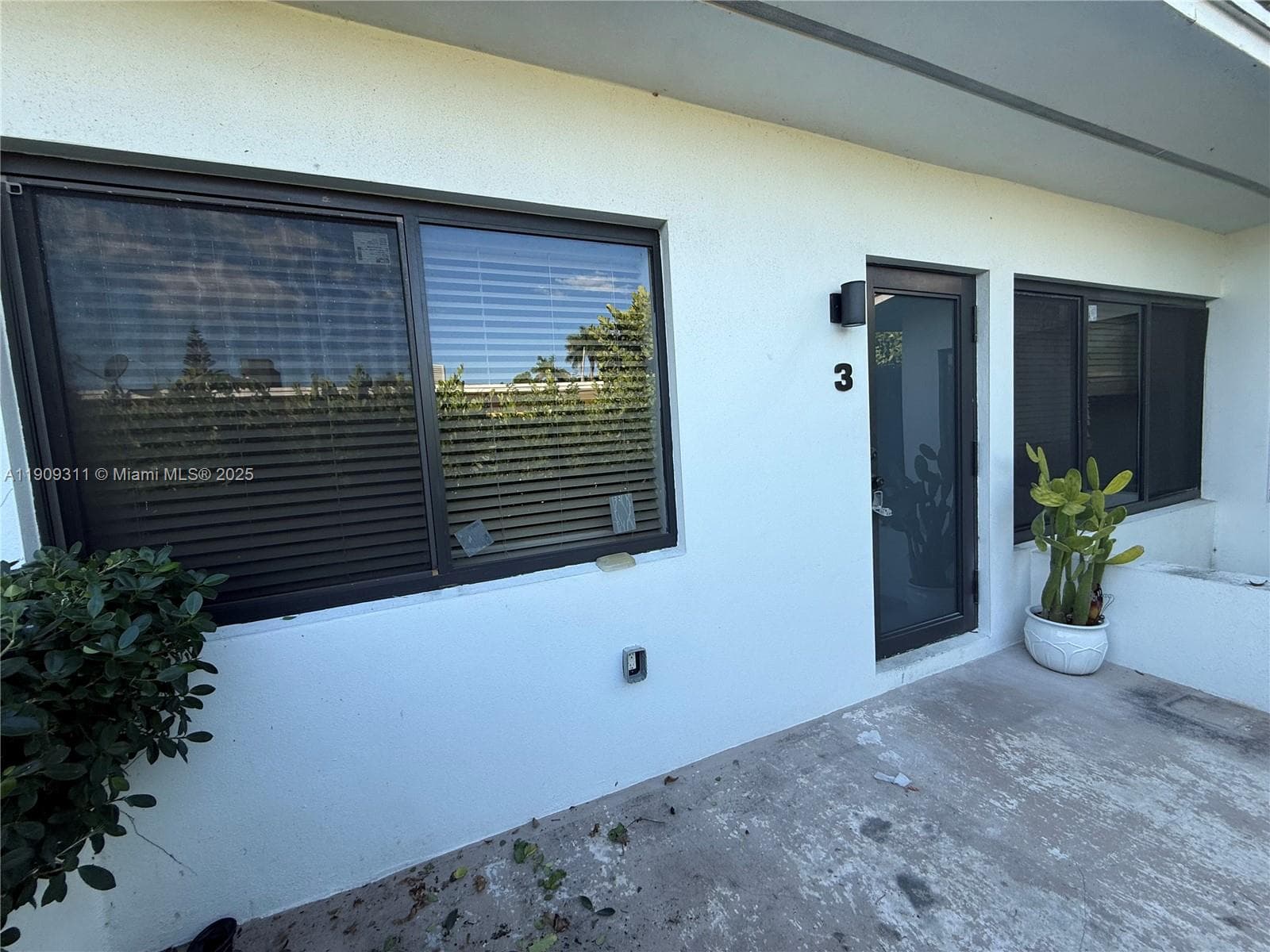 ISLE OF NORMANDY MIAMI VI · #3 in Miami Beach - Photo 3