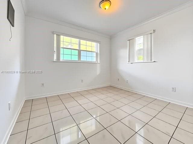 2701 SW 29th Ave photo 8