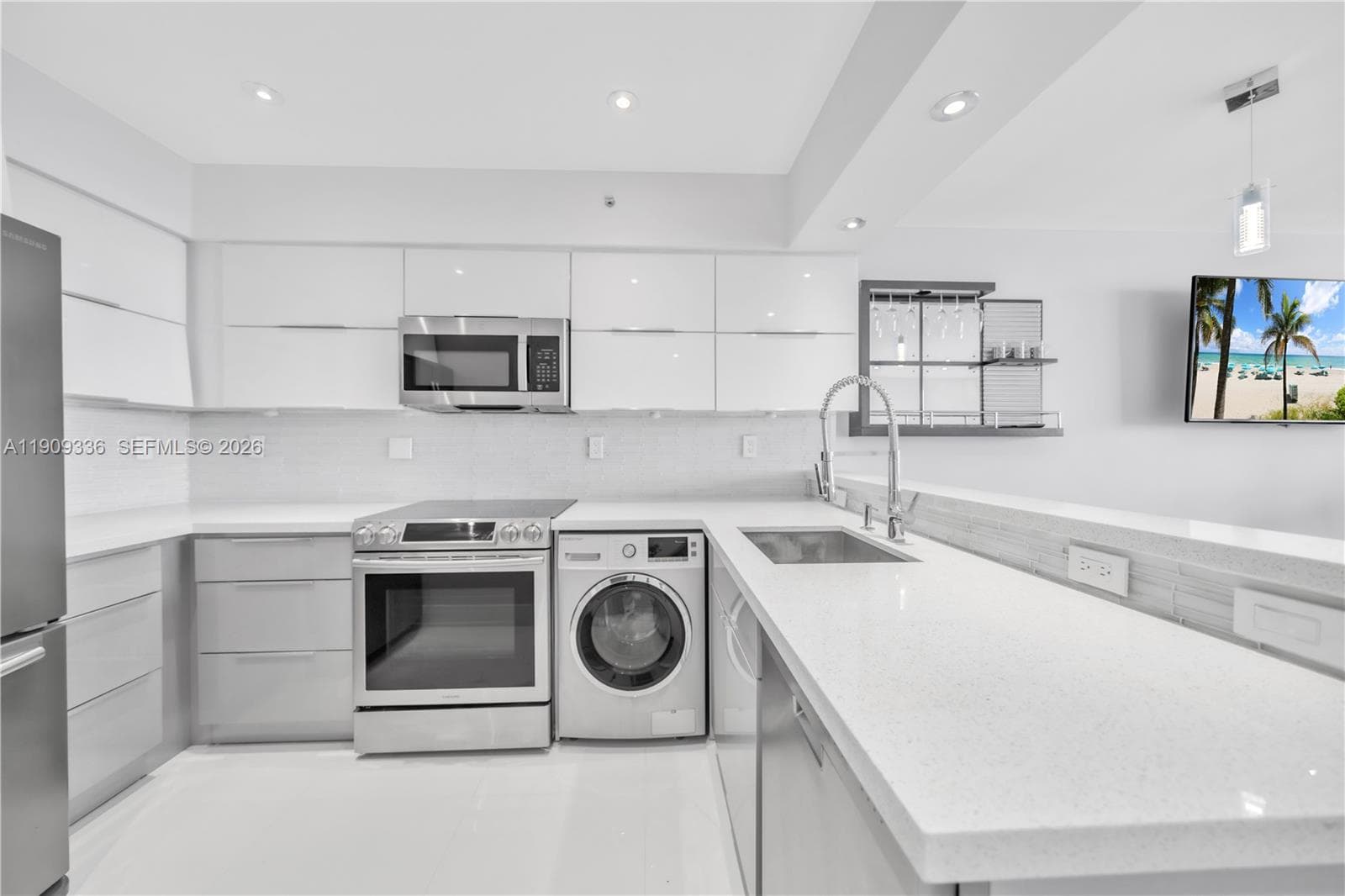 WAVE CONDO · #PH24 in Hollywood - Photo 15