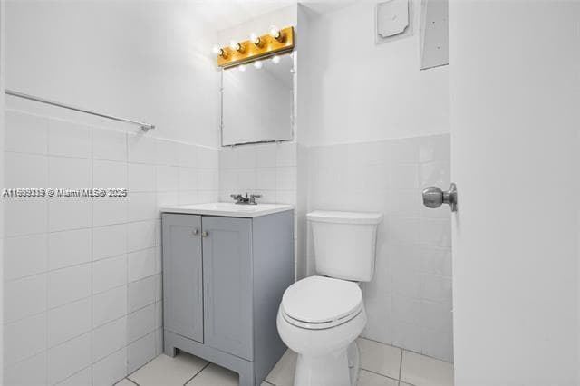 CARIBBEAN BREEZE CONDO · #505 in Sunny Isles Beach - Photo 5