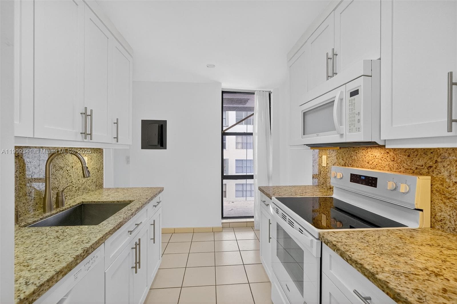 LE TRIANON CONDO · #7B in Miami Beach - Photo 23