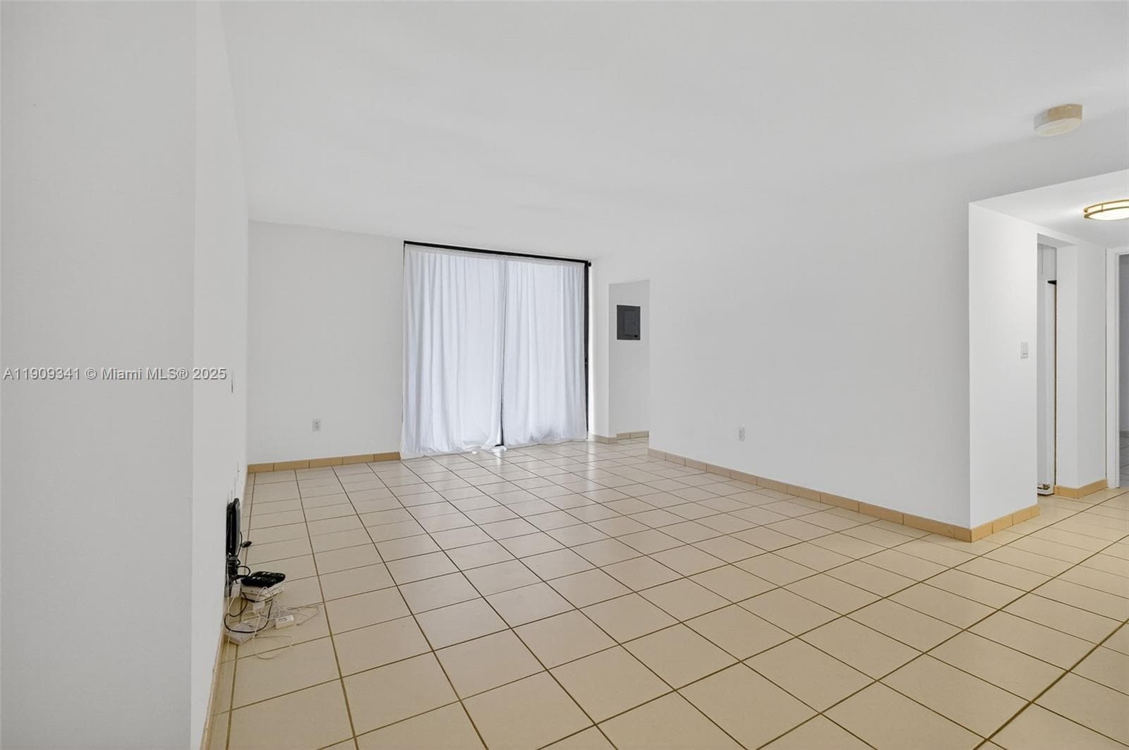 LE TRIANON CONDO · #7B in Miami Beach - Photo 12
