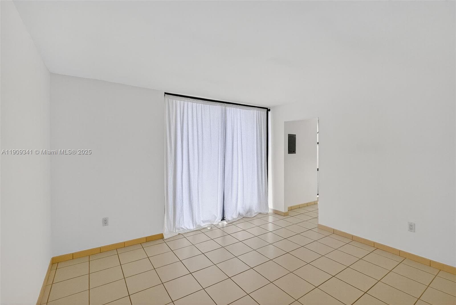 LE TRIANON CONDO · #7B in Miami Beach - Photo 15