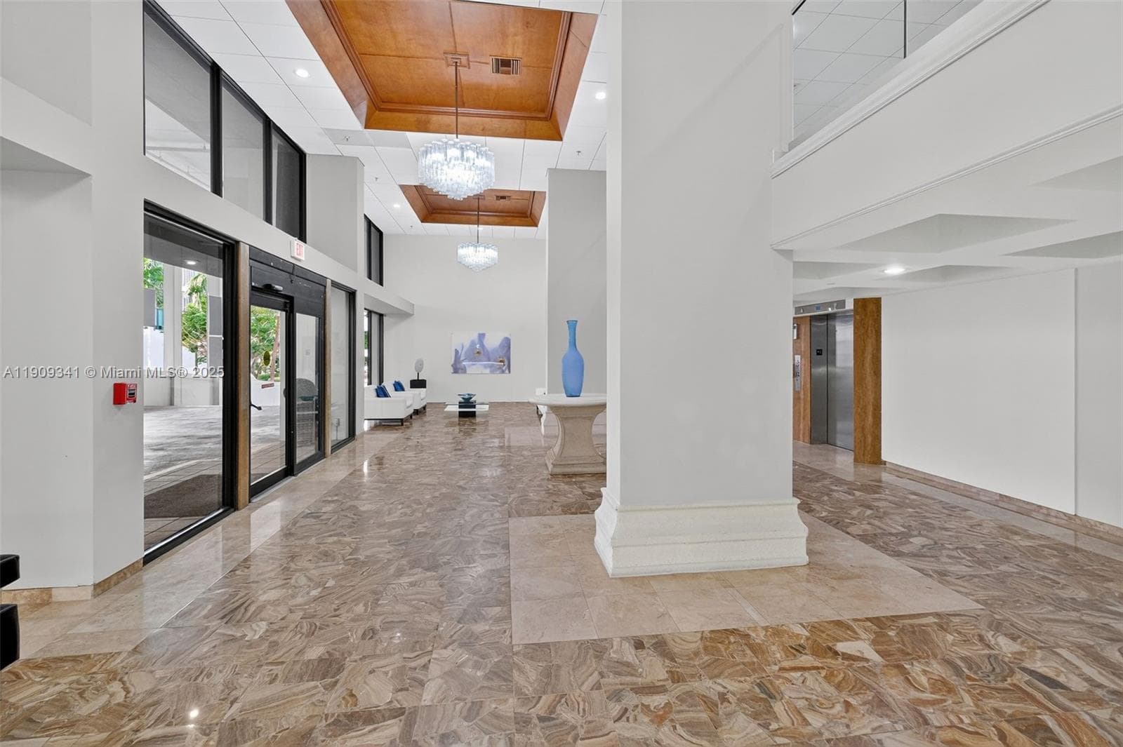 LE TRIANON CONDO · #7B in Miami Beach - Photo 4