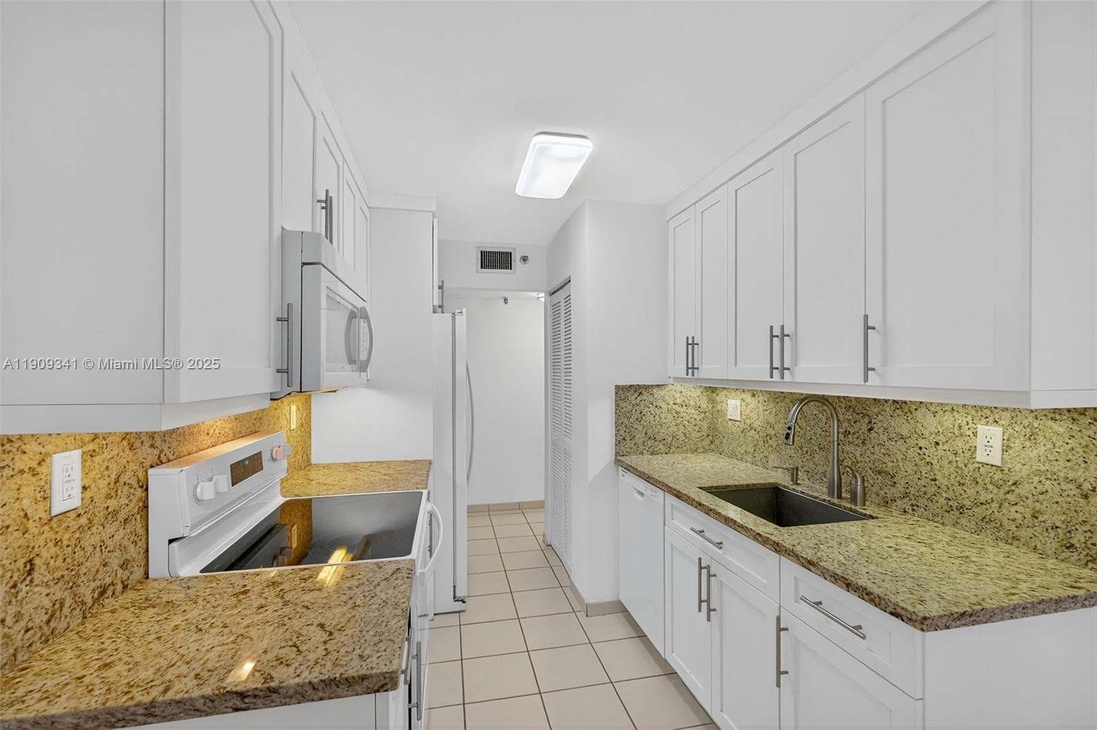 LE TRIANON CONDO · #7B in Miami Beach - Photo 21