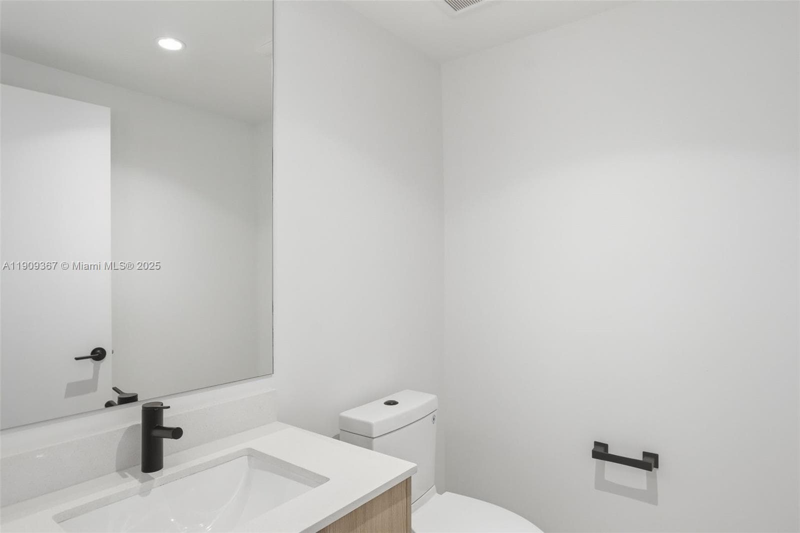Avara Miami Beach · #B6 in Miami Beach - Photo 13