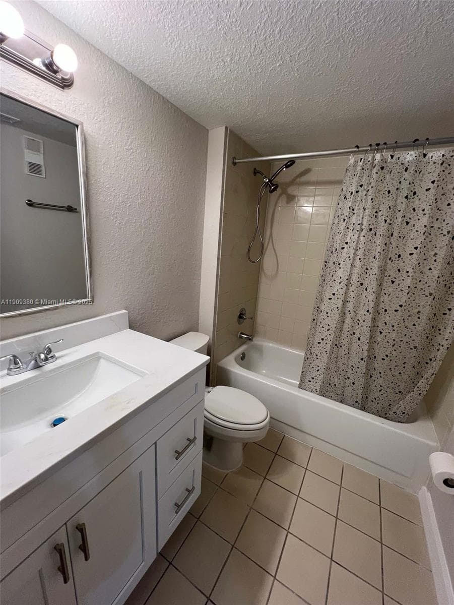 WINDWARD LAKES CONDO · #H103 in Pompano Beach - Photo 10