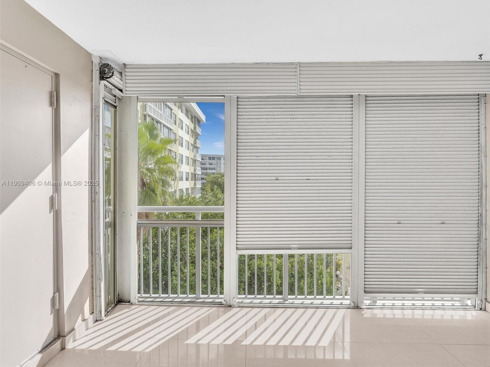 Hillcrest No 21 Condo · #617B in Hollywood - Photo 22