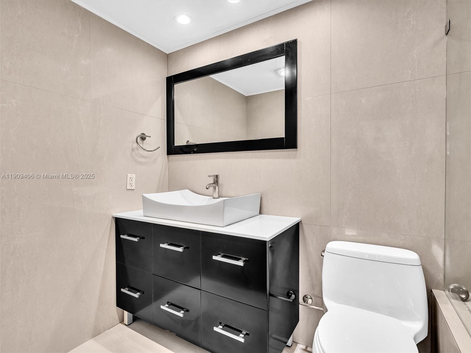 Hillcrest No 21 Condo · #617B in Hollywood - Photo 37