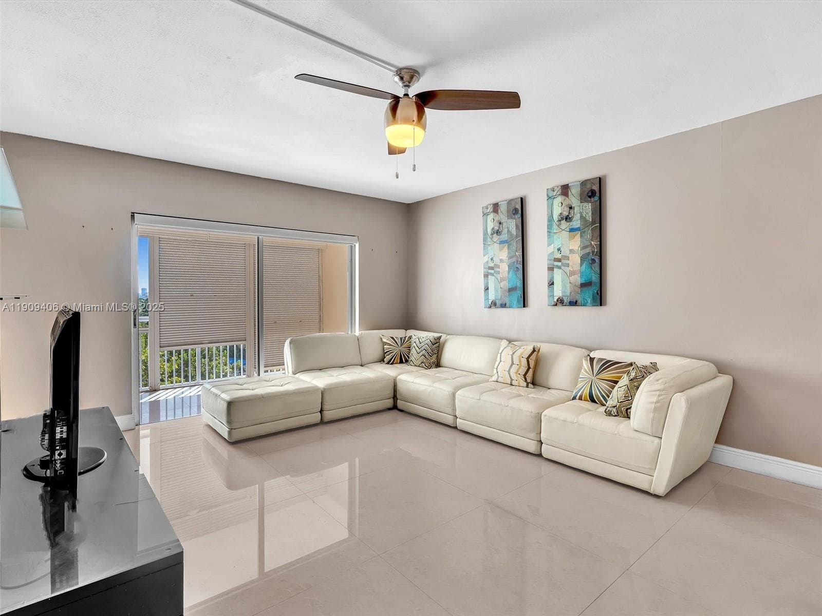 Hillcrest No 21 Condo · #617B in Hollywood - Photo 19