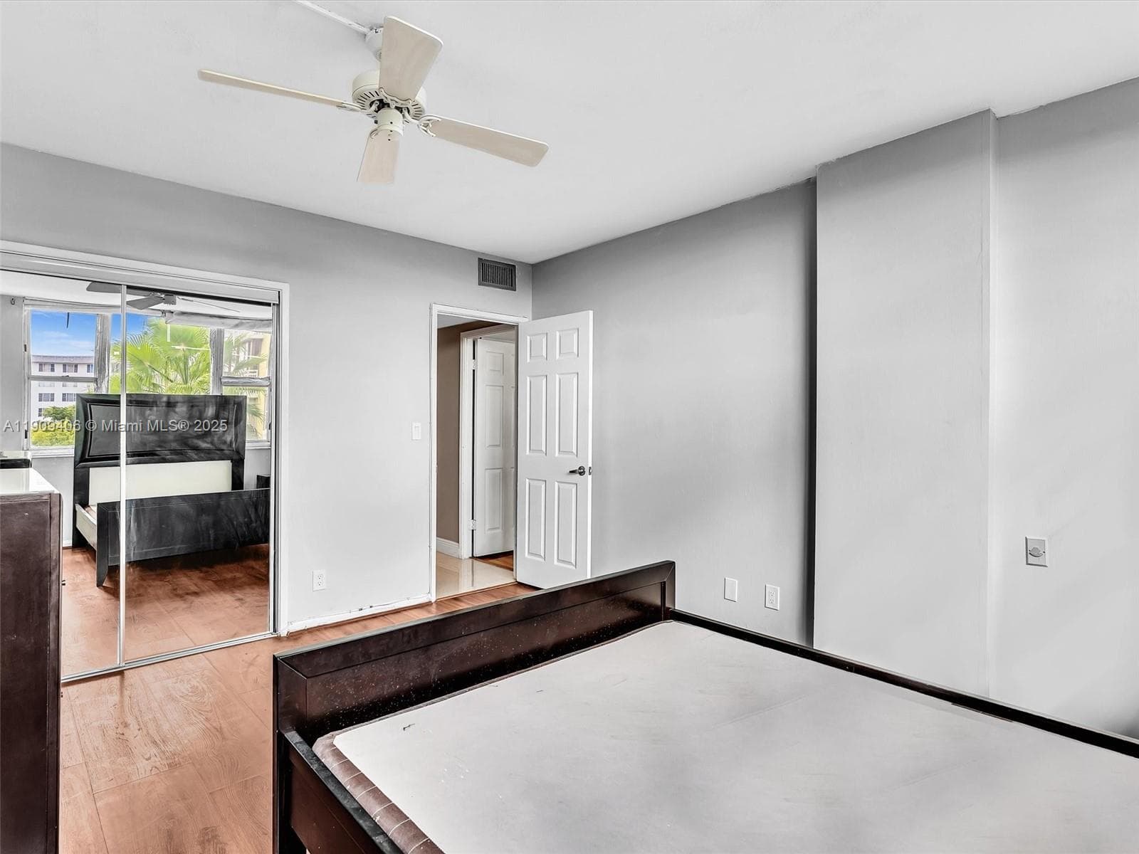 Hillcrest No 21 Condo · #617B in Hollywood - Photo 31
