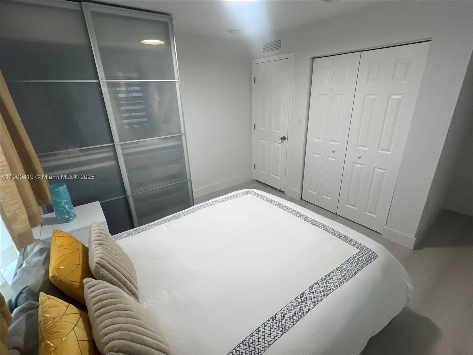 12685 NW Miami Ct photo 6