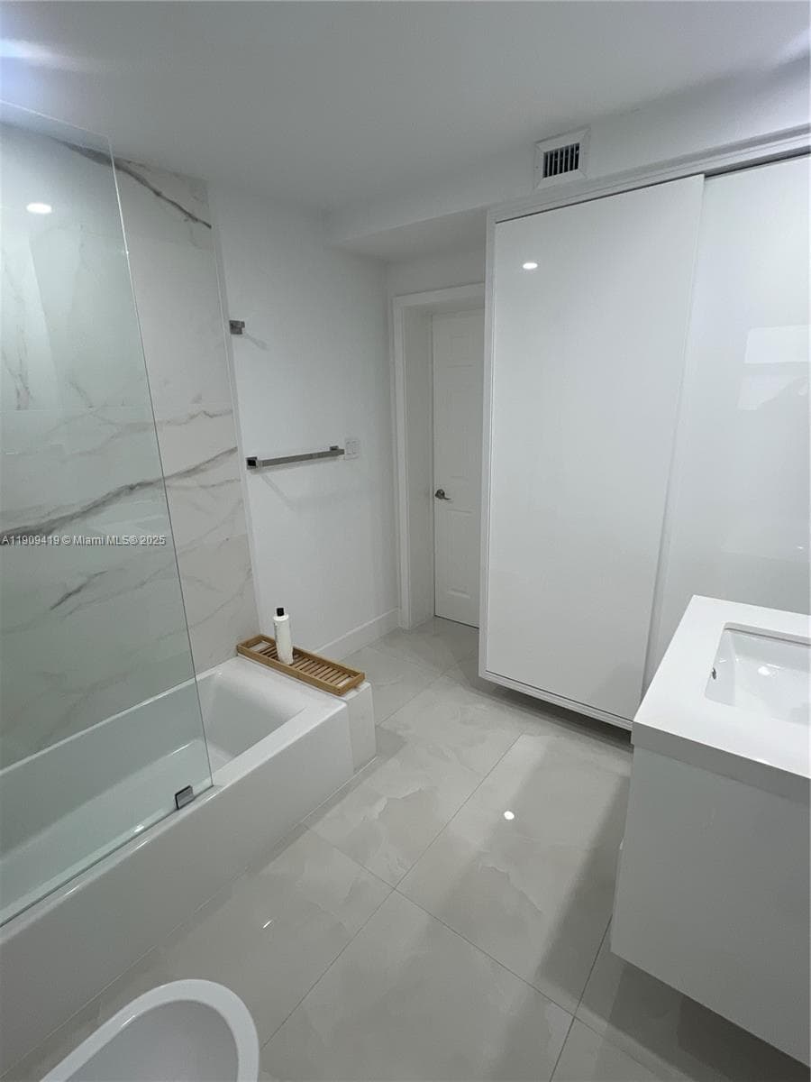 12685 NW Miami Ct photo 12