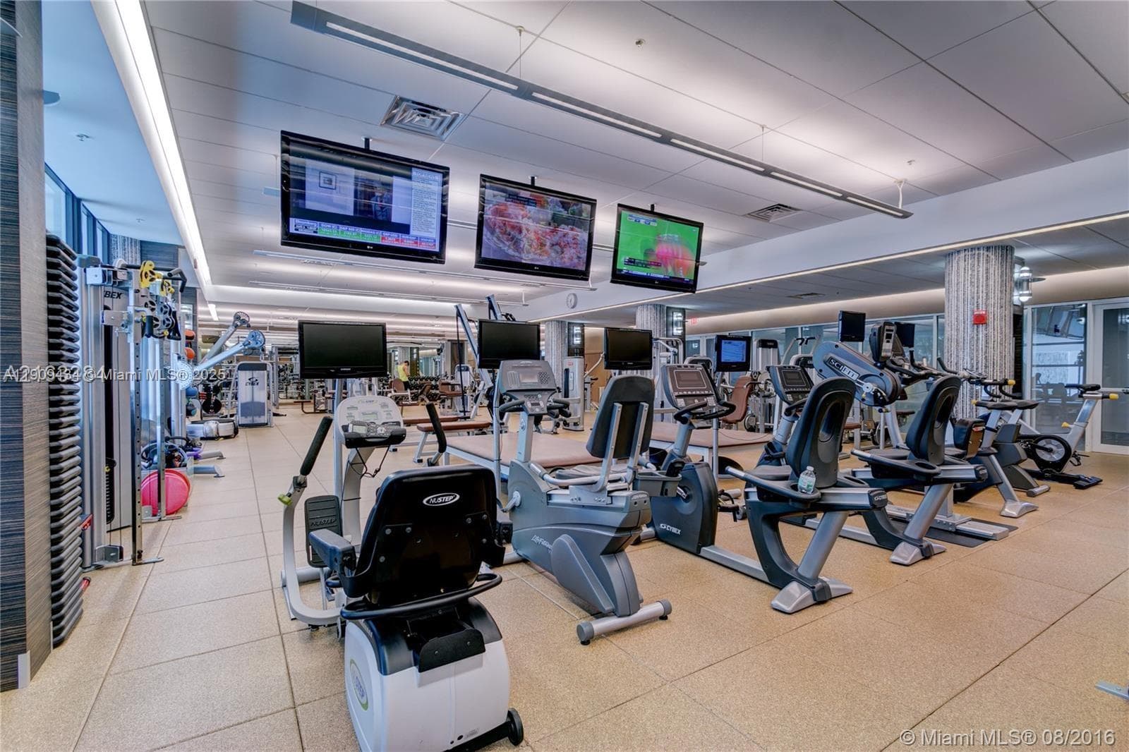 SOUTH TOWER AT THE POINT · #1602 in Aventura - Photo 27