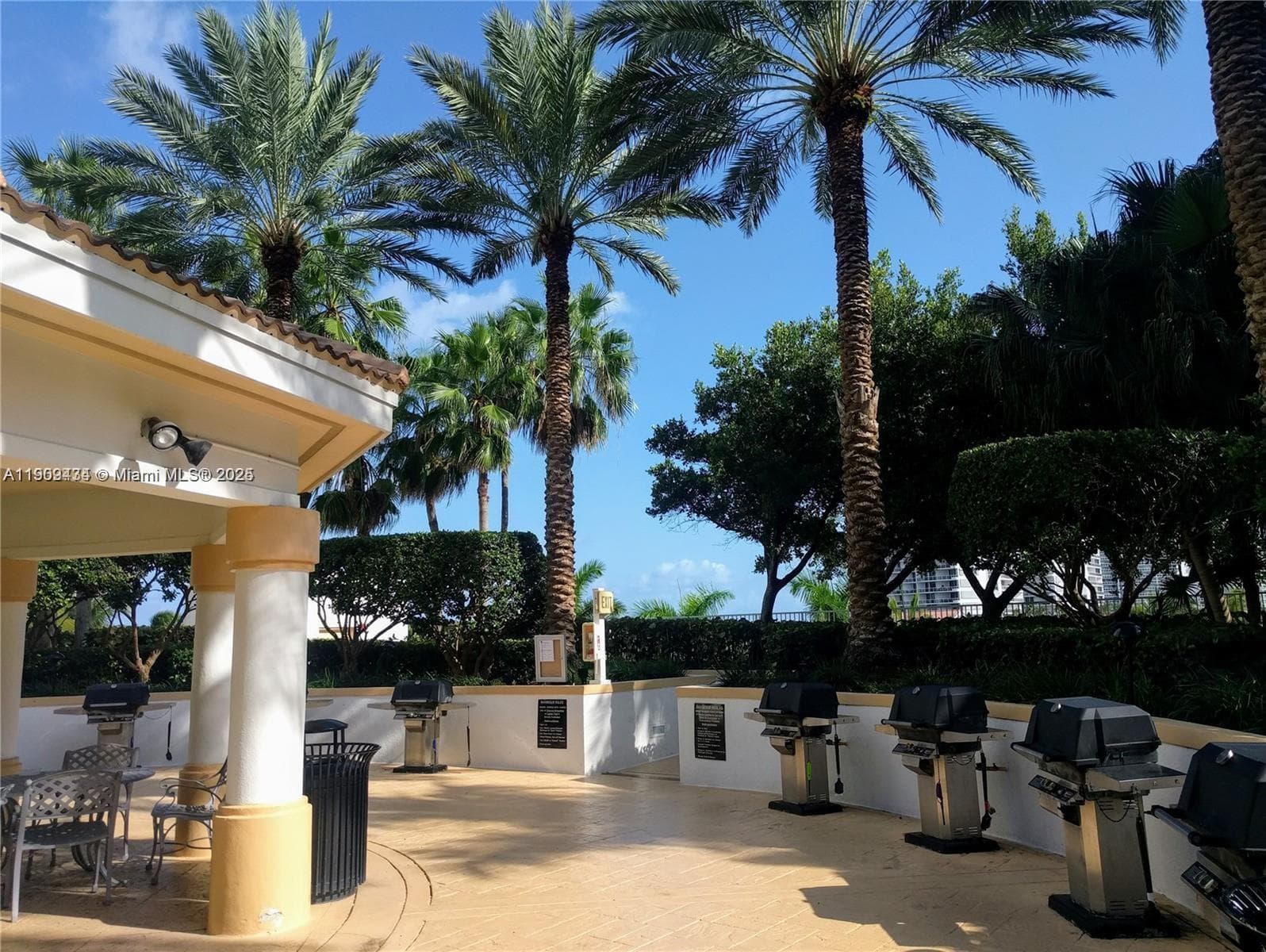 SOUTH TOWER AT THE POINT · #1602 in Aventura - Photo 24