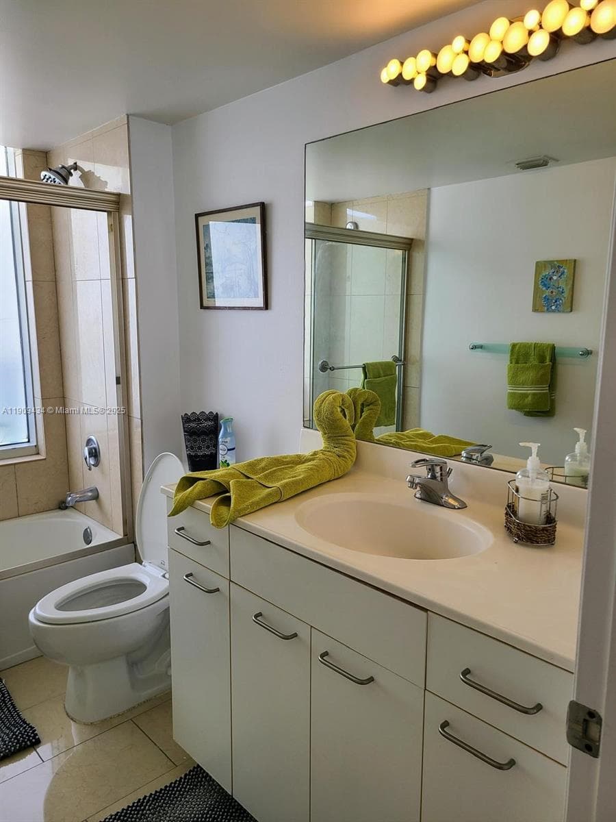 SOUTH TOWER AT THE POINT · #1602 in Aventura - Photo 10