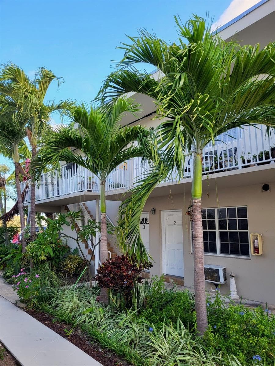CREEK CLUB CONDO NO 2 INC · #4 in Miami Beach - Photo 3