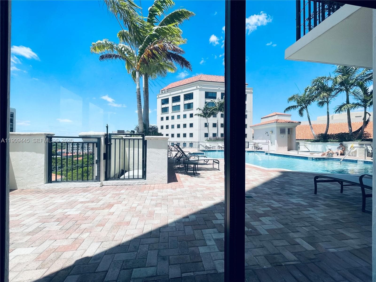 Puerta de Palmas · #119 in Coral Gables - Photo 21