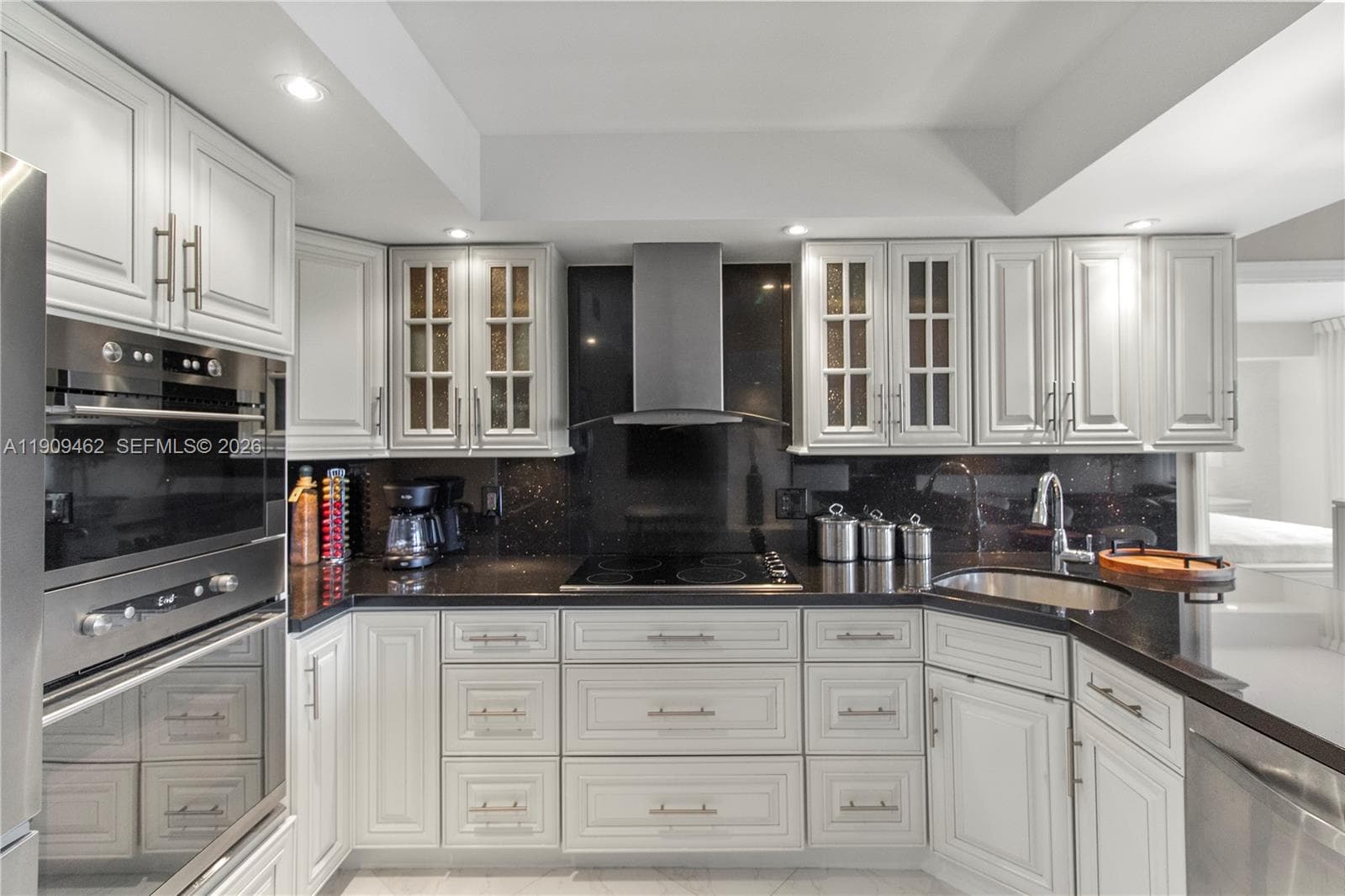 FAIRWAYS RIVIERA · #517 in Hallandale Beach - Photo 49