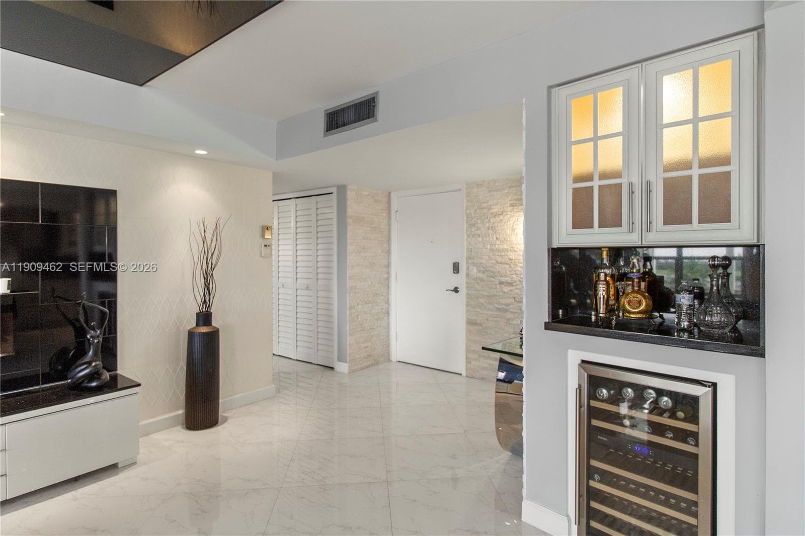 FAIRWAYS RIVIERA · #517 in Hallandale Beach - Photo 55