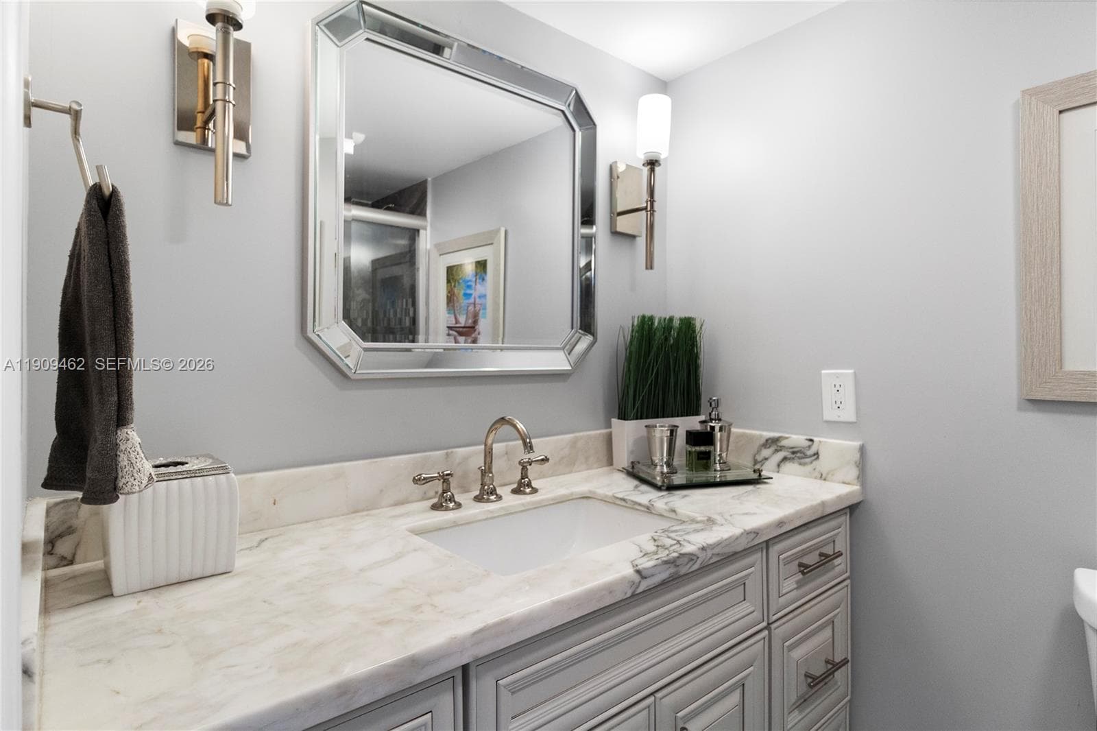 FAIRWAYS RIVIERA · #517 in Hallandale Beach - Photo 44