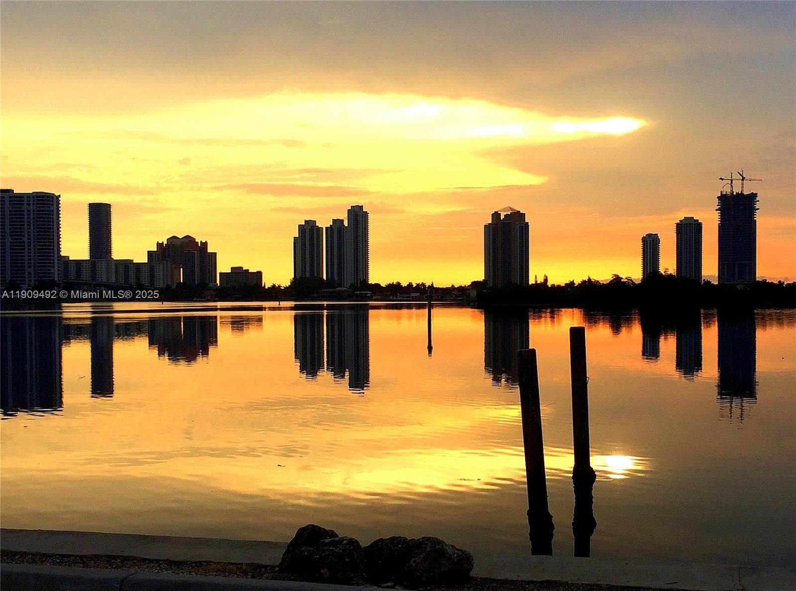 VILLAGE BY THE BAY · #2104 in Aventura - Photo 43