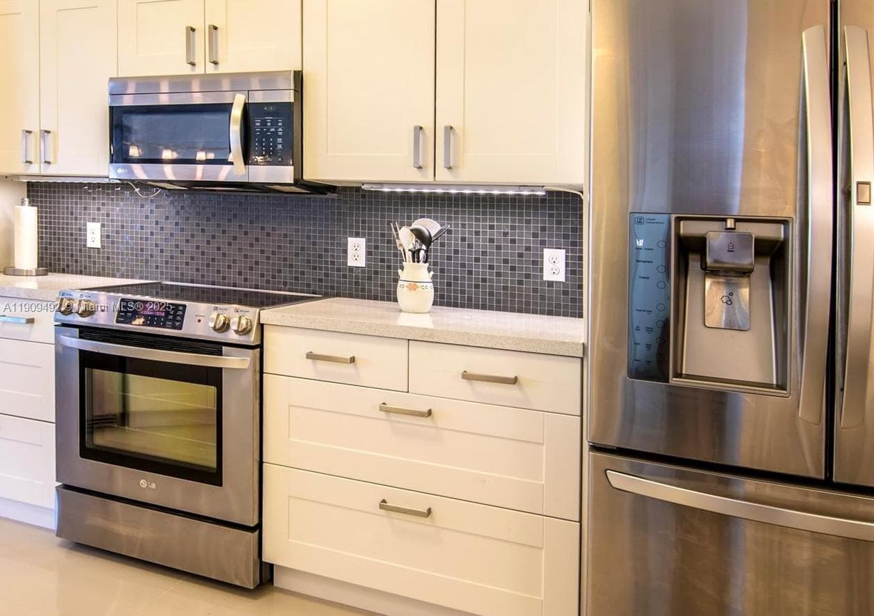 VILLAGE BY THE BAY · #2104 in Aventura - Photo 16