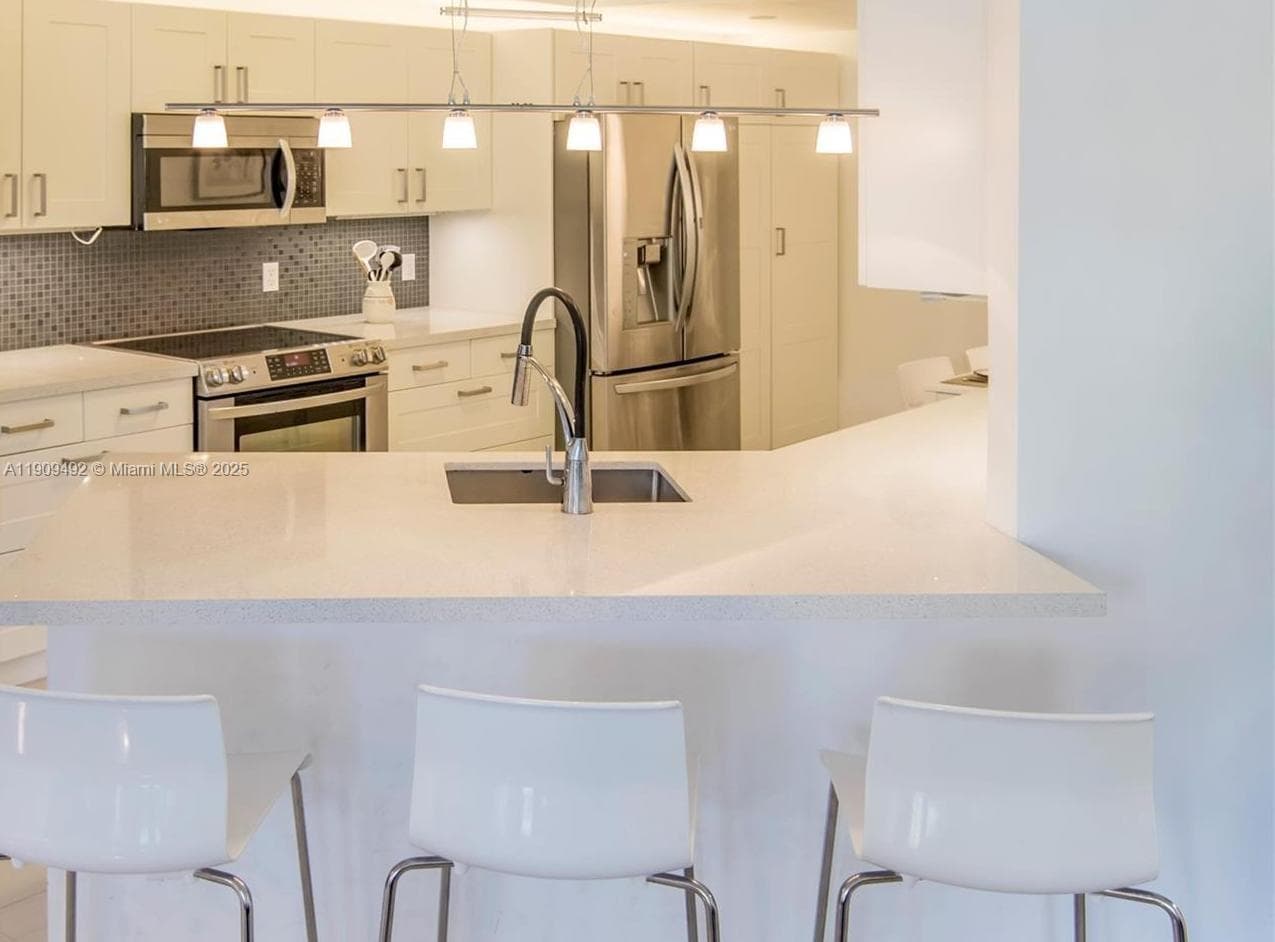 VILLAGE BY THE BAY · #2104 in Aventura - Photo 18