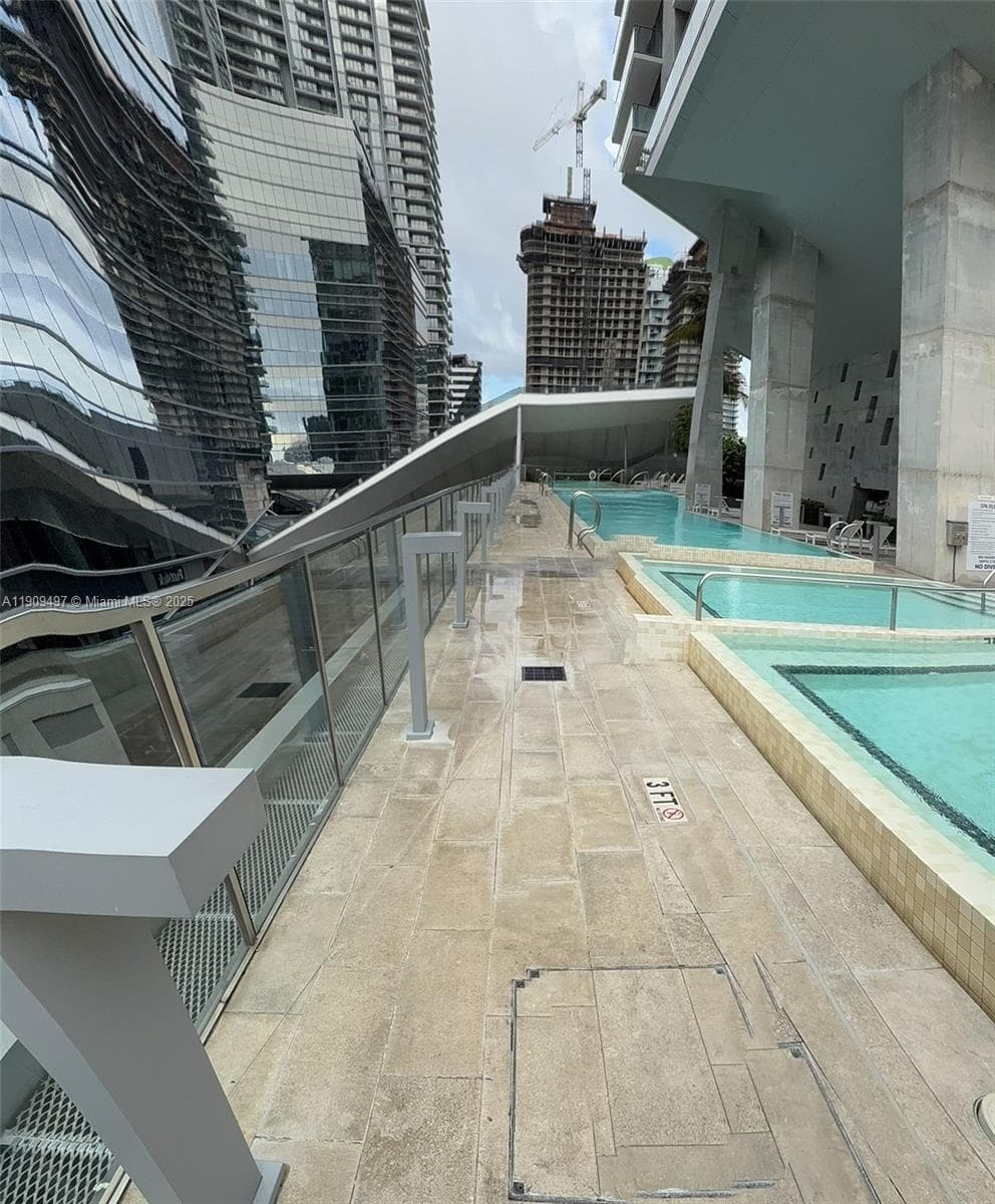 Reach Brickell City Centre · #2110 in Miami - Photo 76