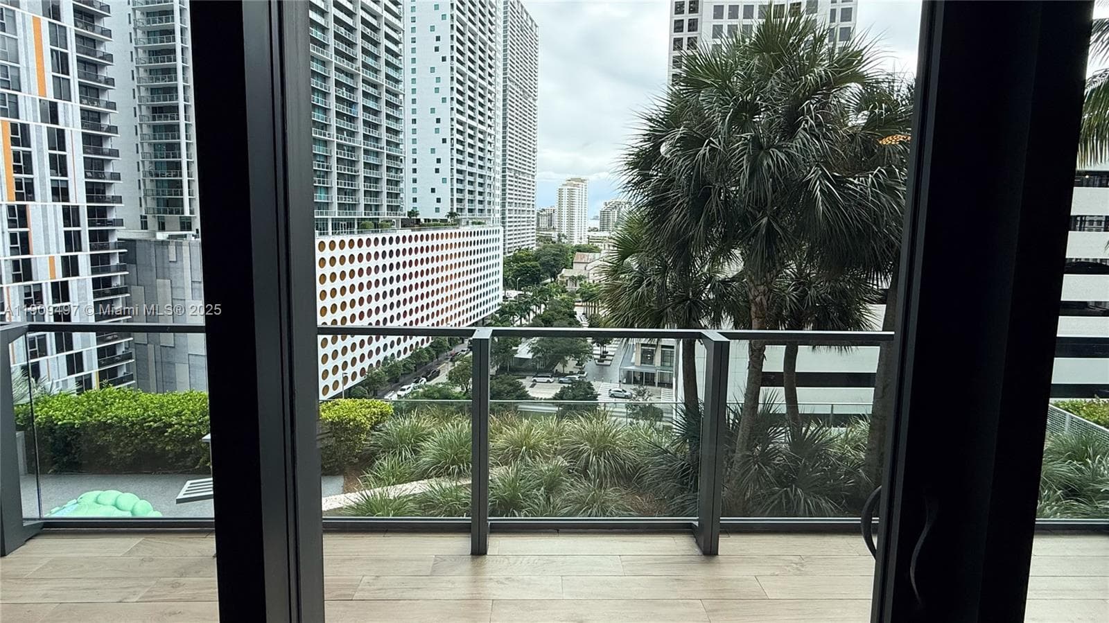 Reach Brickell City Centre · #2110 in Miami - Photo 90