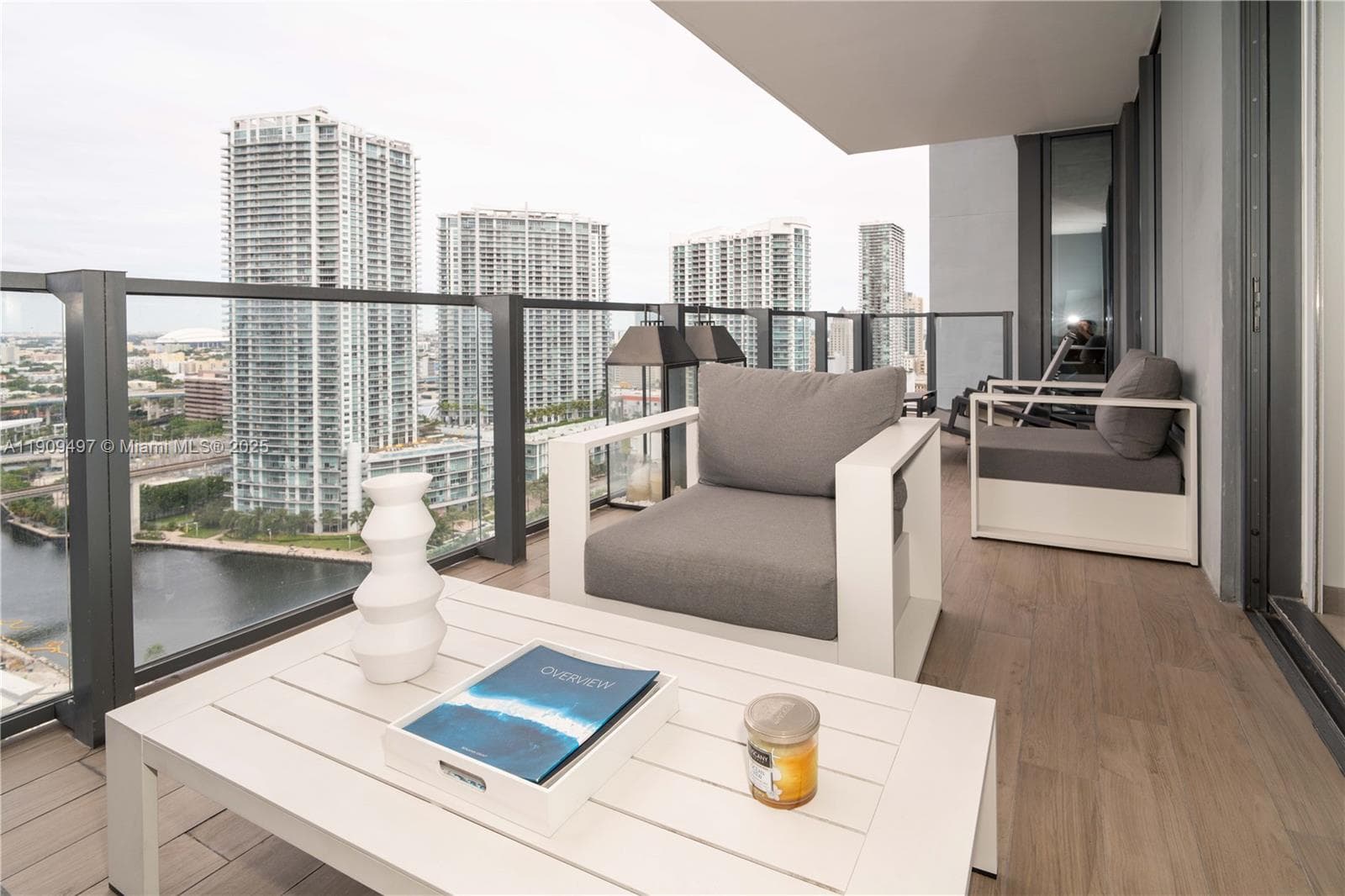 Reach Brickell City Centre · #2110 in Miami - Photo 38