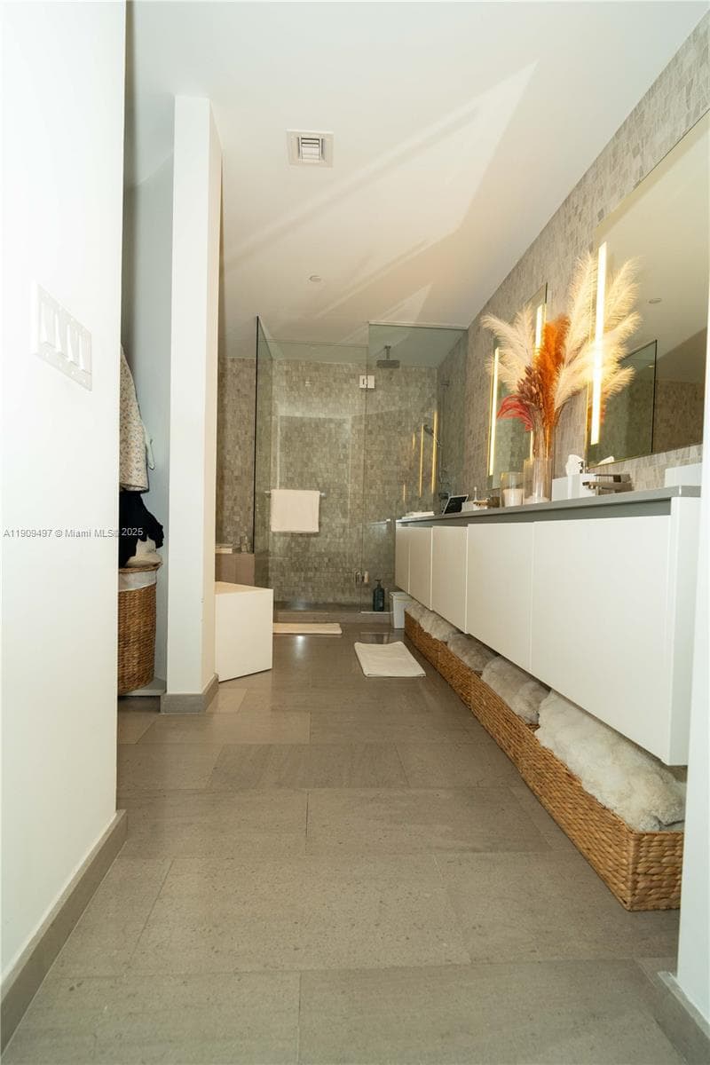Reach Brickell City Centre · #2110 in Miami - Photo 31
