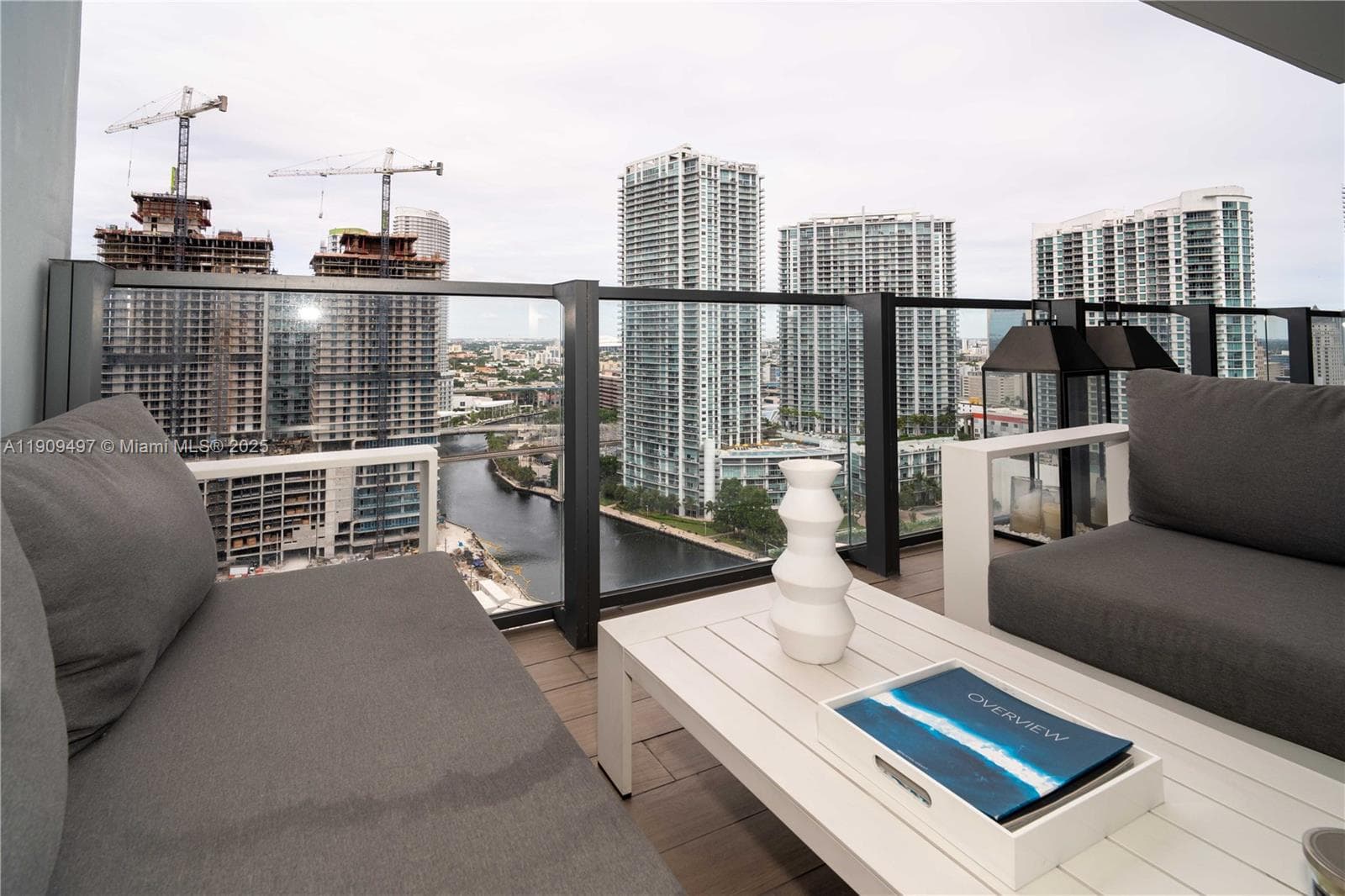 Reach Brickell City Centre · #2110 in Miami - Photo 39