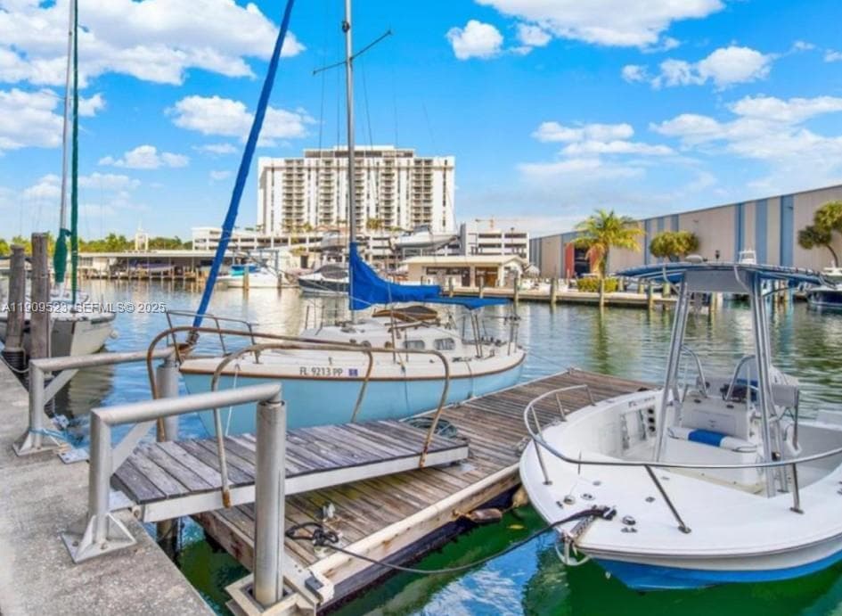 KEYSTONE HARBOR CLUB COND · #310 in North Miami - Photo 6