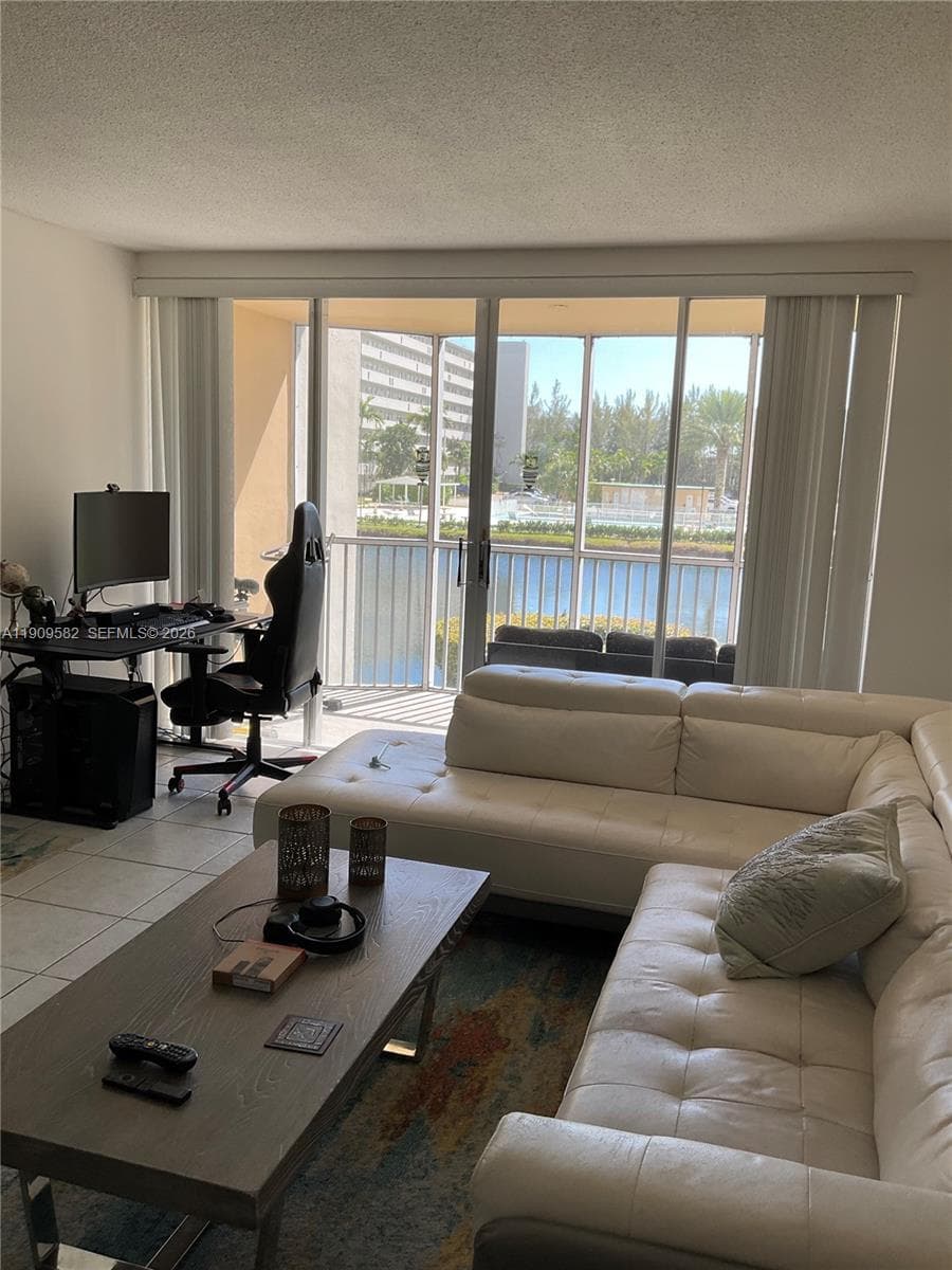 JADE WINDS CONDOMINIUM · #206-1 in Miami - Photo 4