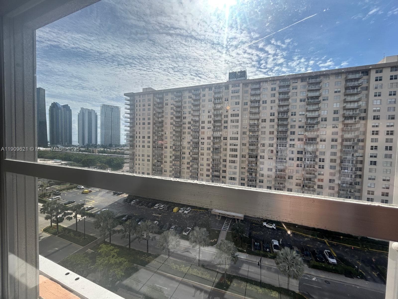 WINSTON TOWERS 200 · #1205 in Sunny Isles Beach - Photo 23