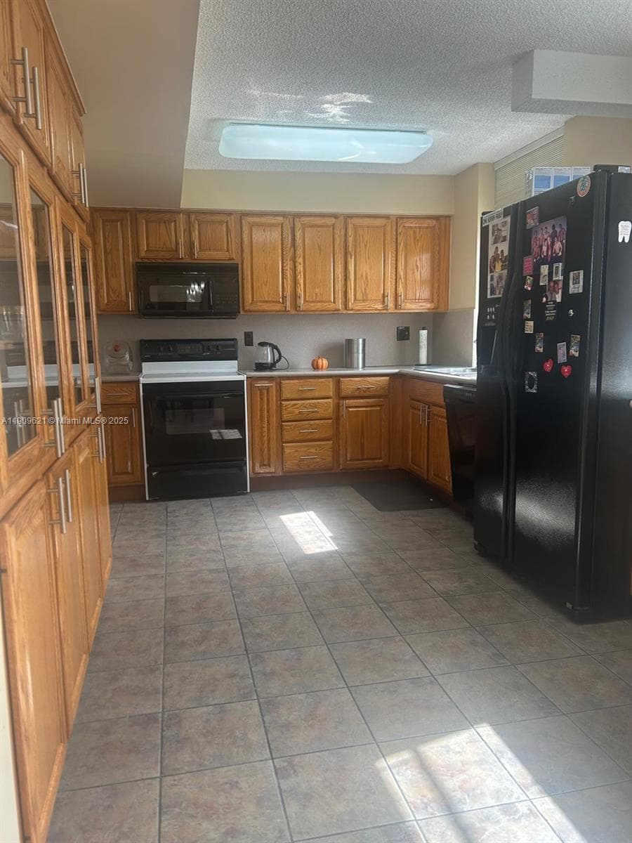WINSTON TOWERS 200 · #1205 in Sunny Isles Beach - Photo 7