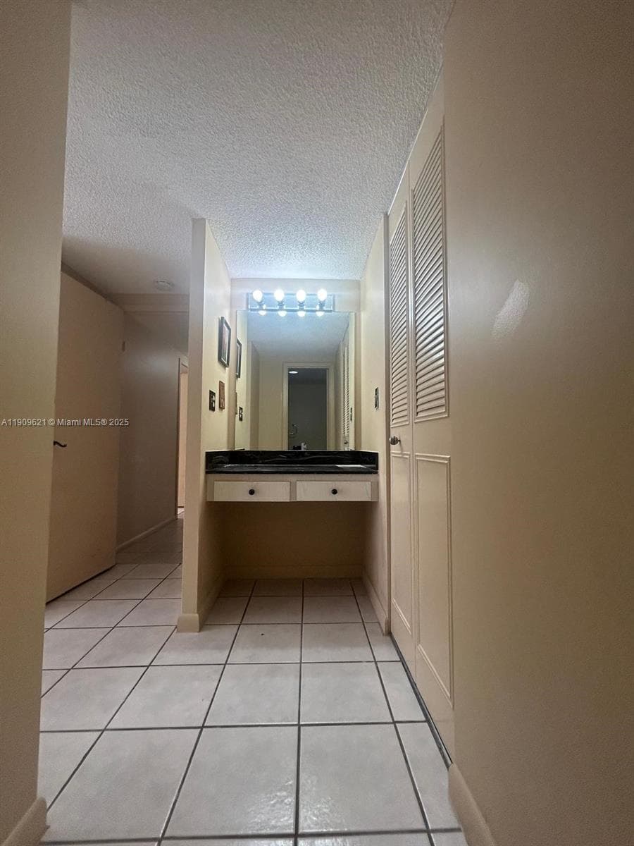 WINSTON TOWERS 200 · #1205 in Sunny Isles Beach - Photo 9