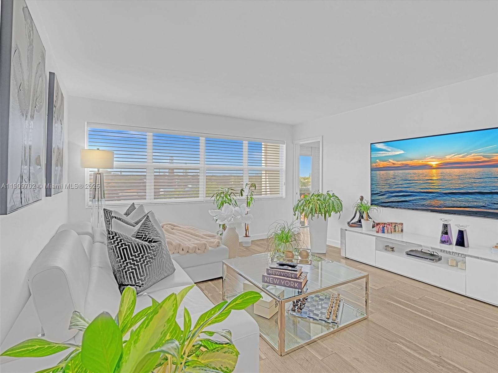 FIRST GULFSTREAM GARDEN · #403C in Hallandale Beach - Photo 7