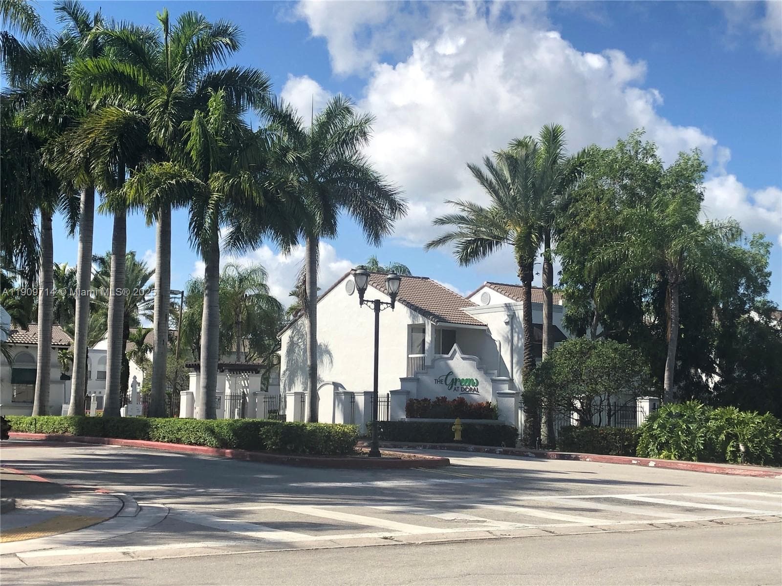 THE GREENS AT DORAL CONDO · #8 in Doral - Photo 36